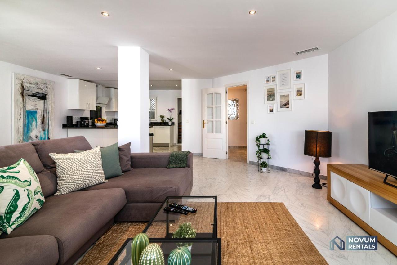 Puerto Banus Finest 2-bdrm - 50 Metres To Apartamento *